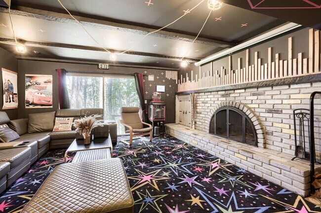Building Photo - 3bd/1.75ba Issaquah Home