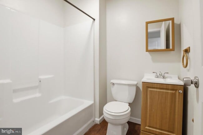 Building Photo - 1218 S 45th St