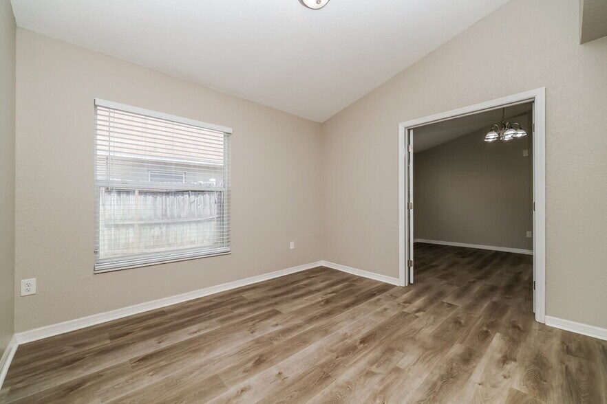 Building Photo - 8642 Manassas Rd