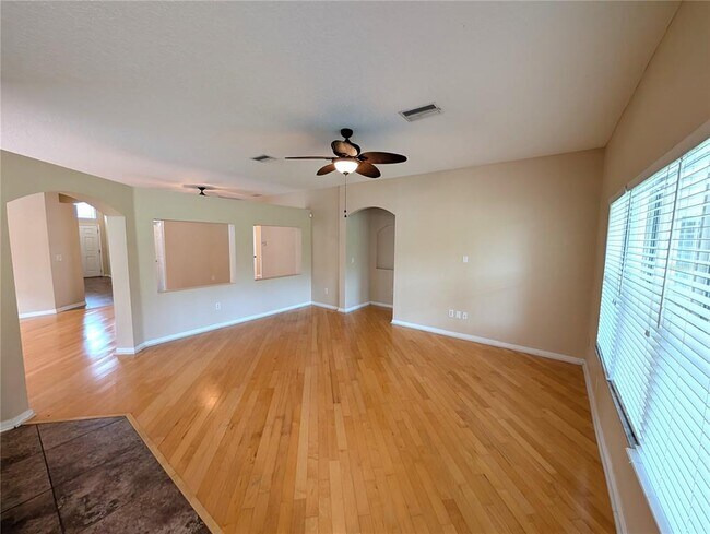 Building Photo - 9841 Jasmine Brook Cir