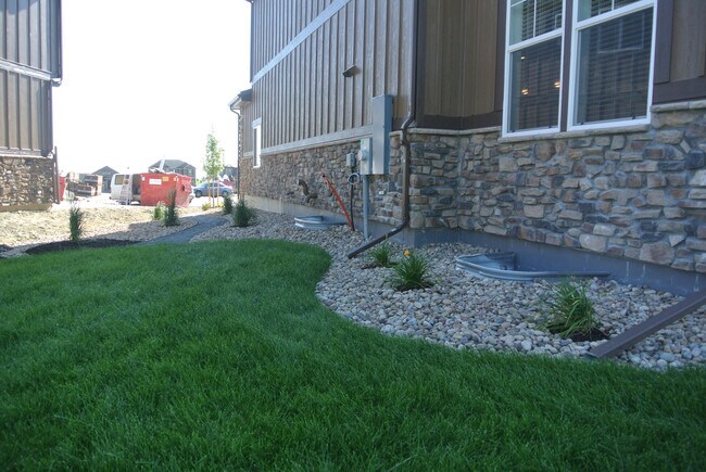 Building Photo - 5Bed/3.5Bath Home in Blackstone Country Club Community