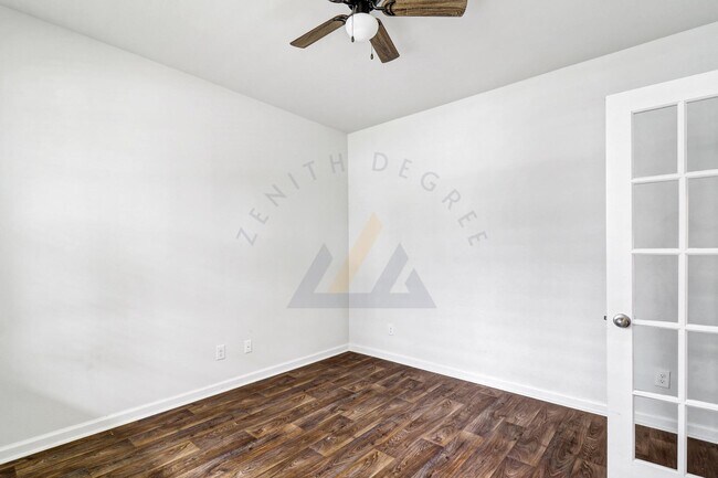 Building Photo - 110 Cedar View Cir