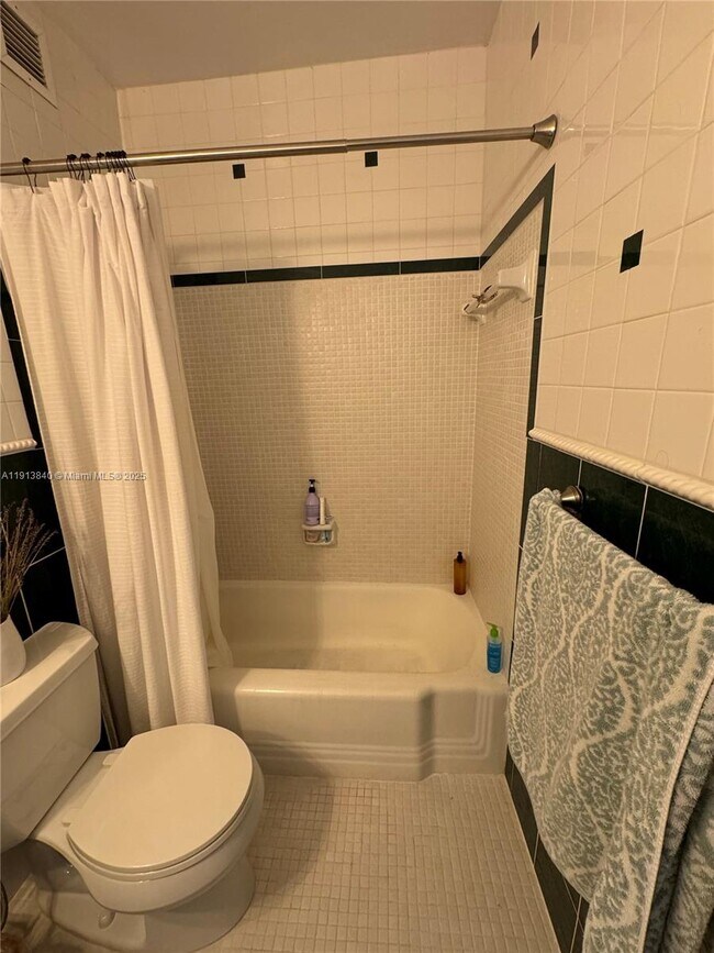 Building Photo - 2451 Brickell Ave