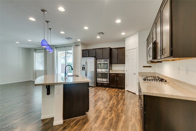 Building Photo - 8039 Kemblefield Ave