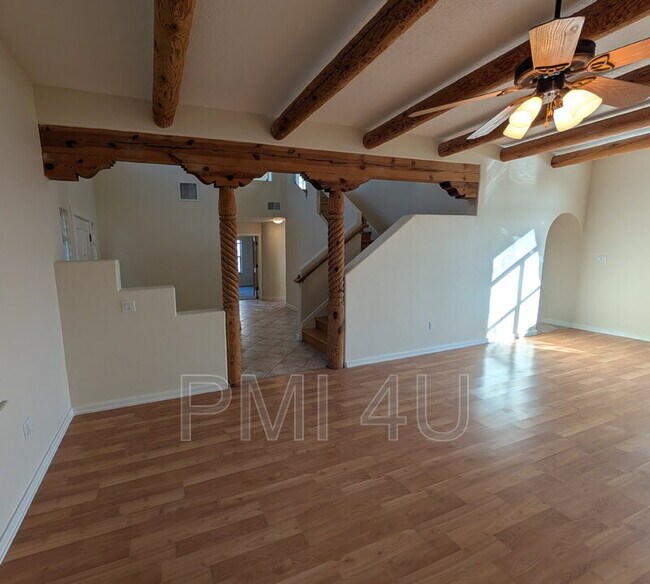 Building Photo - 511 Eugene Ct SE