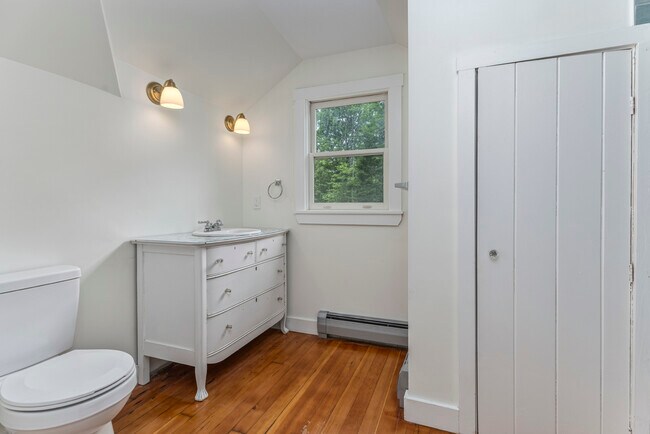 Building Photo - 53 Hannaford Cove Rd