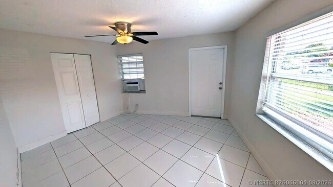 Building Photo - 801 NW 33rd Terrace