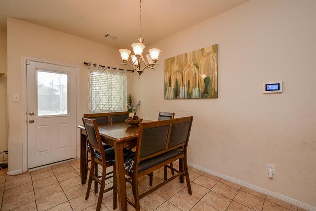 Building Photo - 6038 Wesley Manor Ct