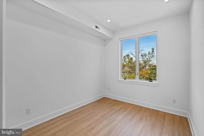 Building Photo - 4225 Powelton Ave