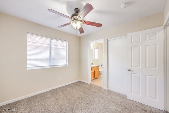 Building Photo - 9448 Hershey Ln
