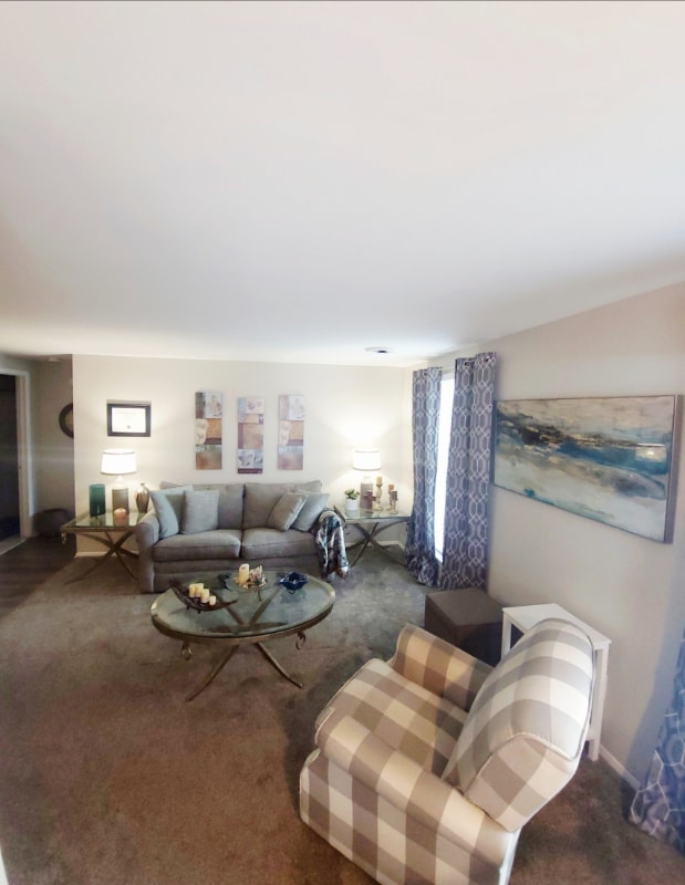 Building Photo - 21771 Hidden Rivers Dr N