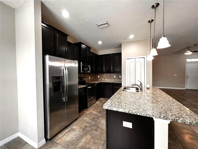Building Photo - 8613 Andalucia Field Dr