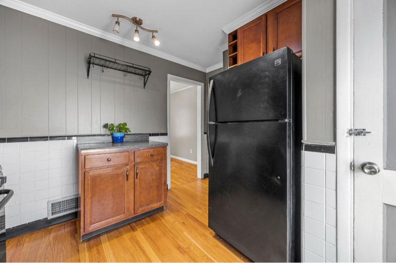 Building Photo - 3661 St Marguerite Ln