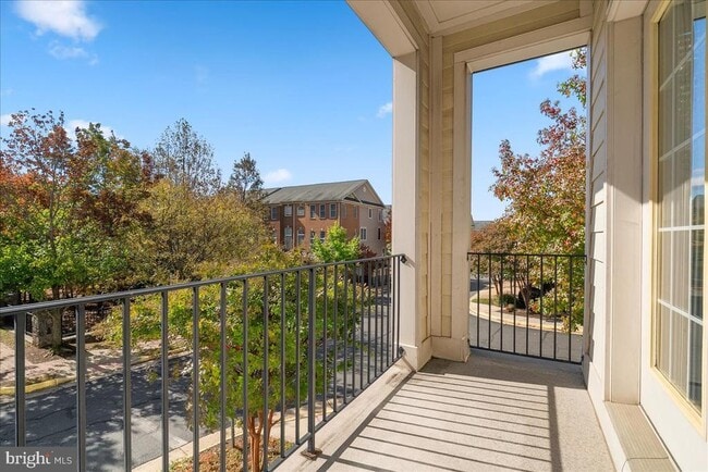 Building Photo - 12432 Liberty Bridge Rd