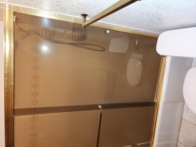 Building Photo - 9335 Admiral Lowell Pl NE