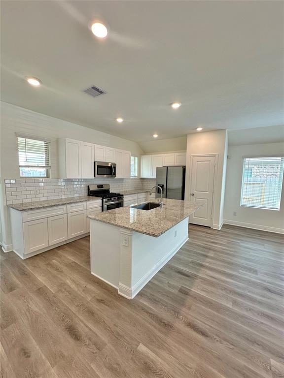 Building Photo - 8622 Flamingo Bay Ln