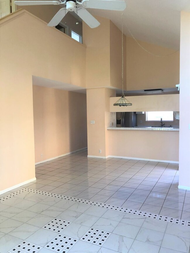 Primary Photo - 2 Bedroom 2 Bath Town Home