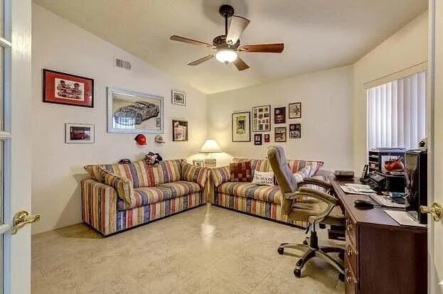 Building Photo - 748 Vista Lago Dr N