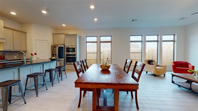 Building Photo - 19034 Paso Fino Pr Ln