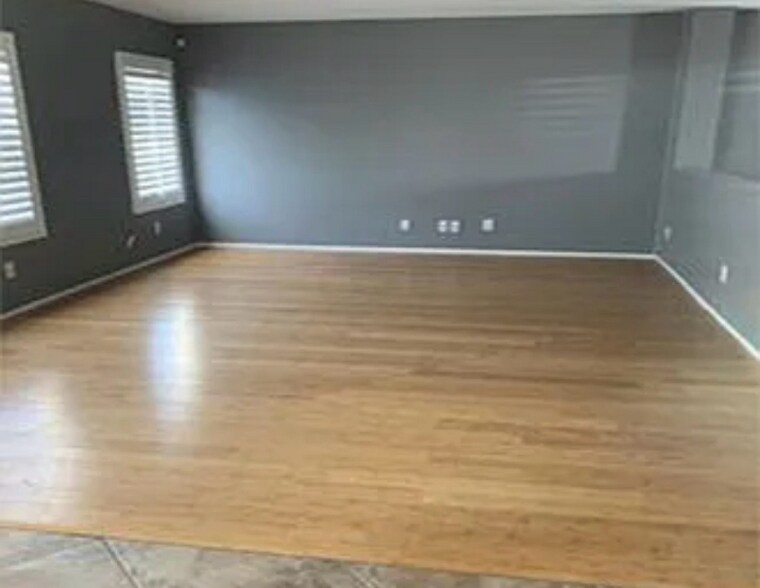 Building Photo - 5924 Bailey Ct