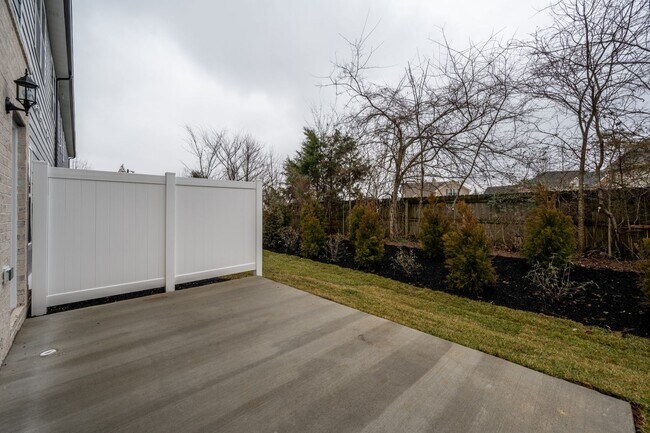 Building Photo - 4409 Chusto Dr