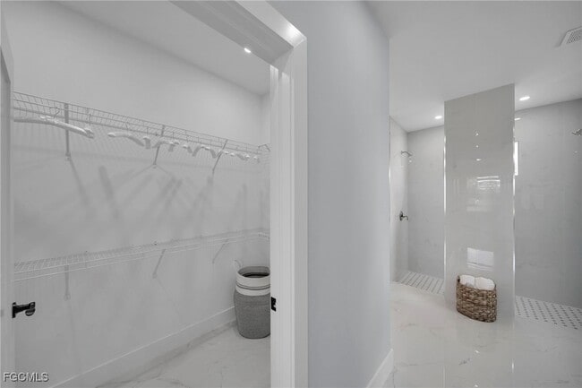 Building Photo - 3706 16th St W