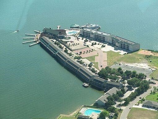 Building Photo - 7039 Kingston Cove Ln