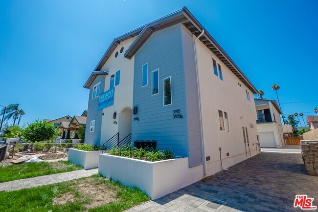 Building Photo - 3915 Brighton Ave
