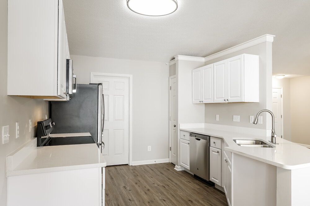 Building Photo - 203 Zircon Ln