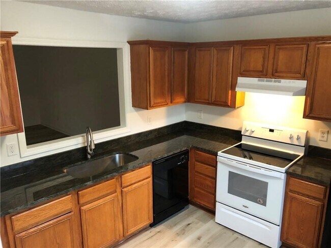 Building Photo - 4434 Logan Way