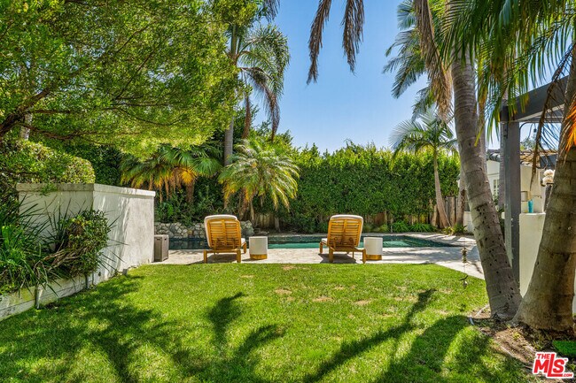 Building Photo - 3614 Malibu Country Dr