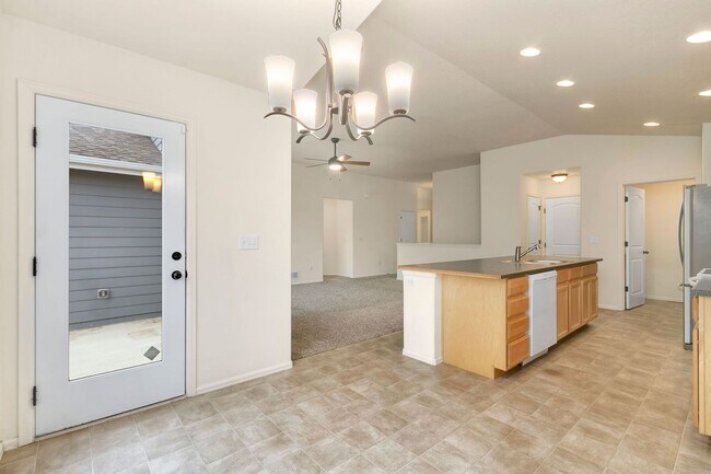 Building Photo - RainDance Resort-Style Living with 5 Bedroom, 3 Bathroom Ranch Home!