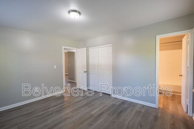 Building Photo - 2314 Bethabara Rd