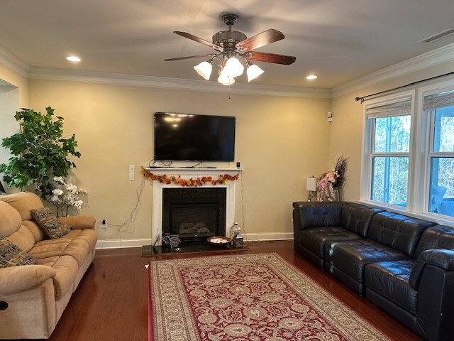 Building Photo - 521 Pilot Hill Dr