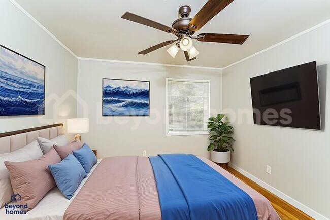 Building Photo - Discover this 3-bedroom, 1.5-bath home in Birmingham’s Spring Lake area!