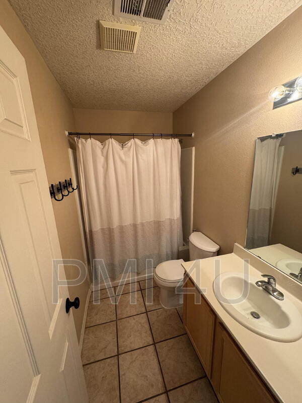 Building Photo - 10620 Rio Del Sole Ct NW