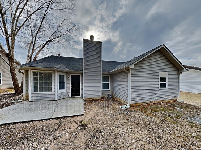 Building Photo - 972 Maple Leaf Ridge