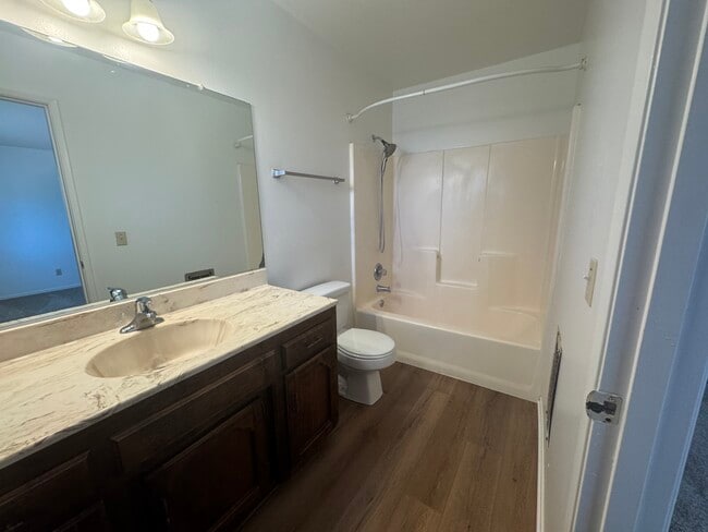 Building Photo - 4062 Tranquilla Ave