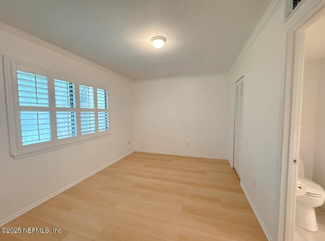 Building Photo - 3548 Tiara Way W