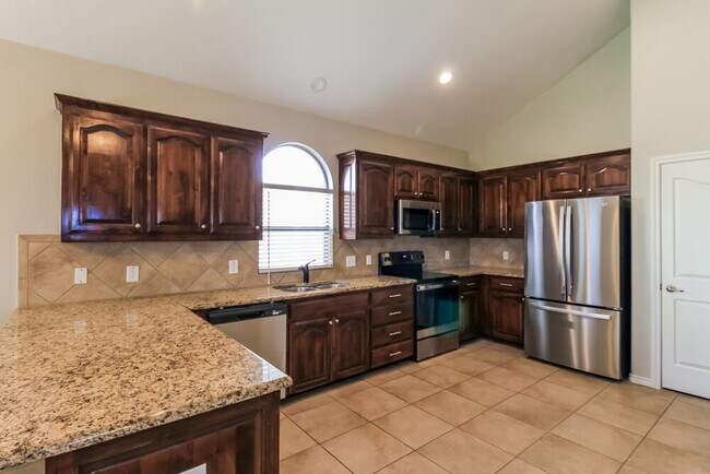 Building Photo - 3205 Stonecrop Trail