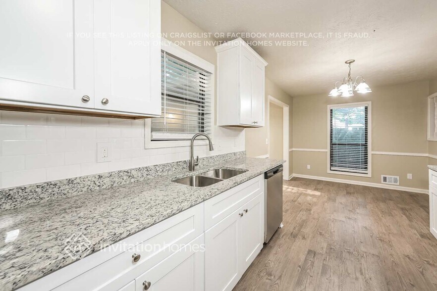 Building Photo - 376 Mill Ridge Way