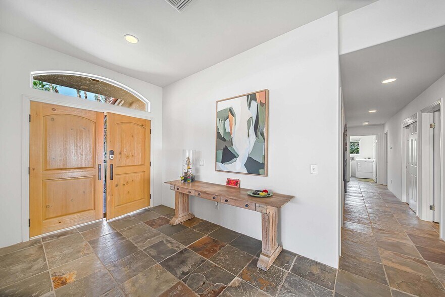 Building Photo - 49810 Ave Montero