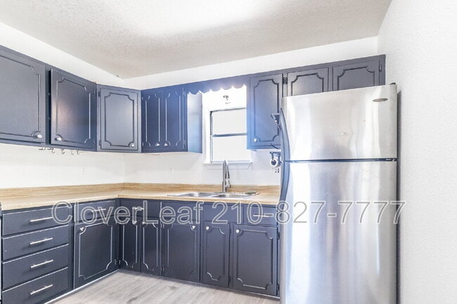 Building Photo - 317 Kashmuir Pl