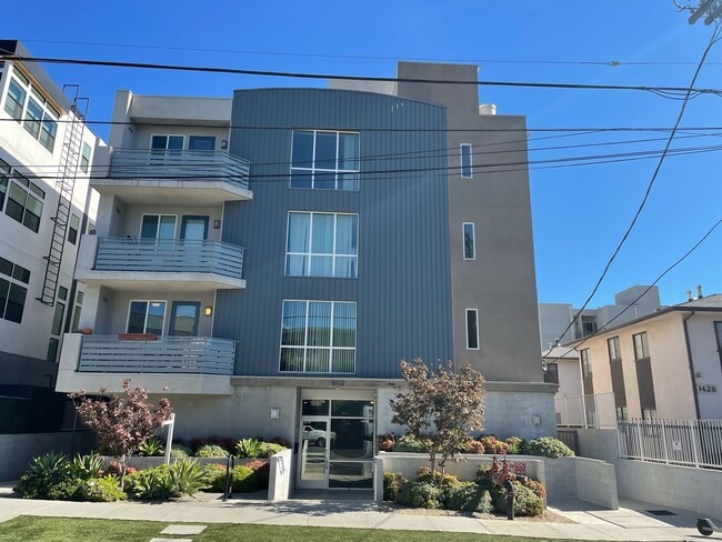 Building Photo - The Curson