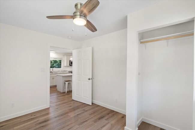 Building Photo - 36 Pokoa Pl