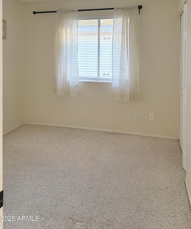 Building Photo - 852 W Nopal Ave