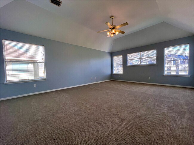 Building Photo - 3311 Whitebud Dr