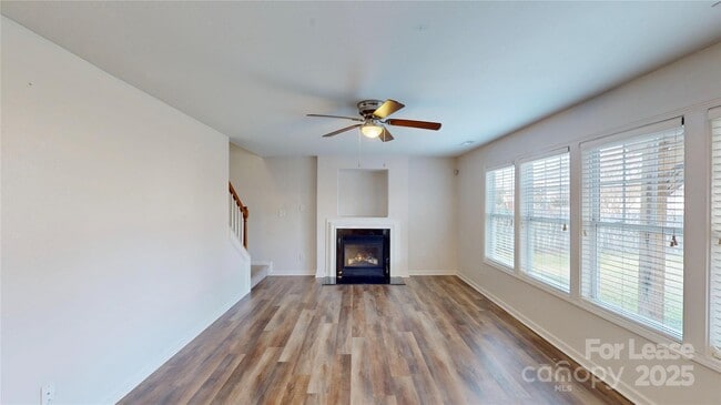 Building Photo - 12911 Walking Stick Dr