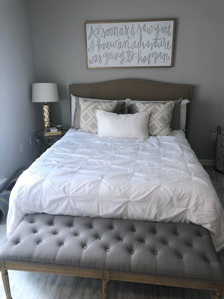 2nd bedroom - 5011 Sharon Rd