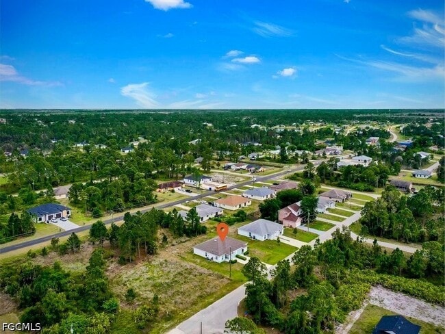 Building Photo - 851 Bedford Dr